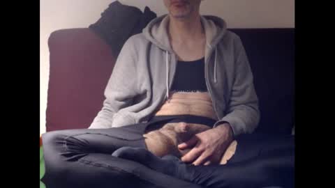 kam online show from February 12, 5:08 pm