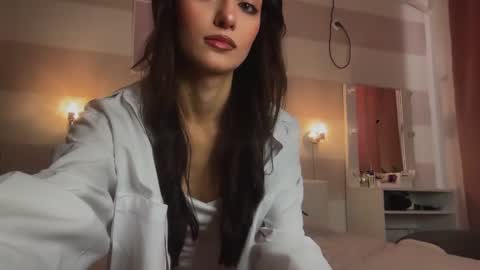 Snapshot of kamilamila chatting on August 3, 10:10 am kamilamila online show from August 3, 10:10 am