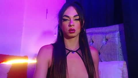CAMILA SANTAMARIA online show from June 24, 11:48 pm
