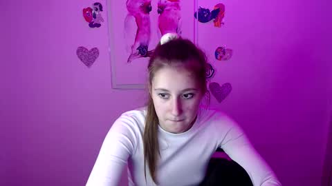 Snapshot of kamilla_love_ chatting on September 27, 9:25 am kamilla_love_ online show from September 27, 9:25 am