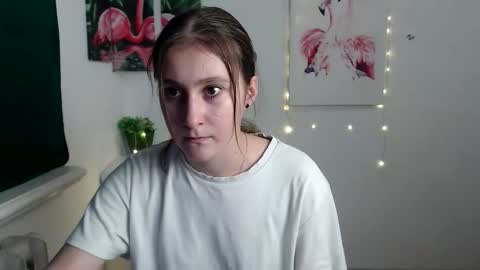 Snapshot of kamilla_love_ chatting on October 9, 12:58 pm kamilla_love_ online show from October 9, 12:58 pm