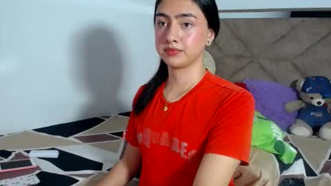 Snapshot of kammi_candy chatting on August 9, 1:40 am -- kammi -- online show from August 9, 1:40 am