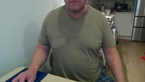 Snapshot of kanadians chatting on March 3, 3:12 am Cam with Me Vixens DM me online show from March 3, 3:12 am