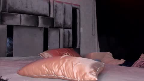 Snapshot of kandria_loversex chatting on December 3, 5:42 am kandria loversex online show from December 3, 5:42 am