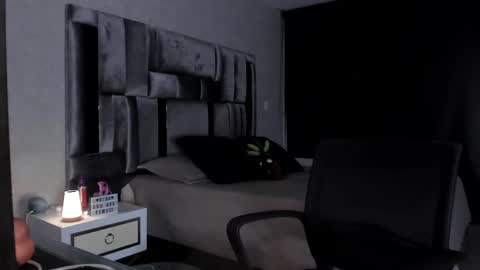 Snapshot of kandria_loversex chatting on February 12, 12:27 am kandria loversex online show from February 12, 12:27 am