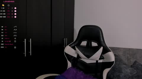 Snapshot of kandy_s chatting on March 26, 5:57 am Ask me online show from March 26, 5:57 am