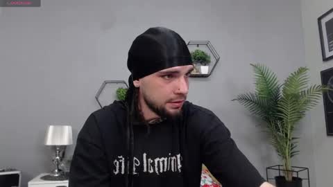 Snapshot of kanehunter chatting on April 18, 6:45 pm Kane online show from April 18, 6:45 pm