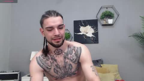 Snapshot of kanehunter chatting on April 21, 1:42 am Kane online show from April 21, 1:42 am