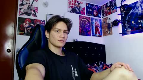 andres online show from December 14, 8:08 pm