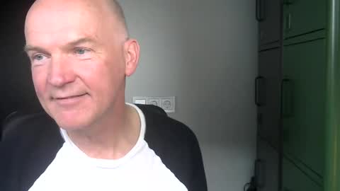 Snapshot of kapitein_rob chatting on March 11, 3:34 pm Robbie online show from March 11, 3:34 pm