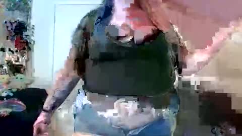 karamelbaby89 online show from April 21, 1:42 am