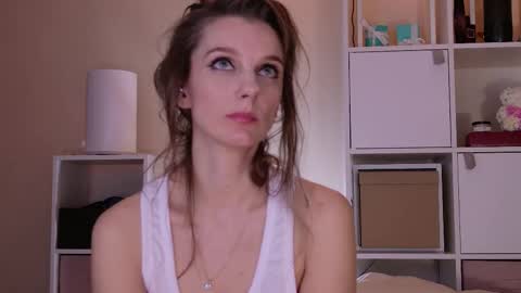 Julia online show from March 24, 8:58 pm