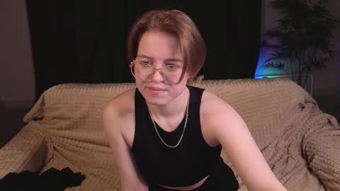 Karen online show from March 8, 2:04 am