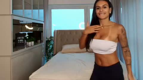 Snapshot of kari_brooks chatting on June 25, 11:04 am kari_brooks online show from June 25, 11:04 am