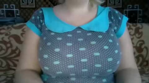 Snapshot of karilina_hi chatting on December 14, 6:13 am Karilina Hi online show from December 14, 6:13 am