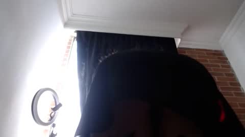 Snapshot of karima_sarabe chatting on June 3, 4:56 pm karima_sarabe online show from June 3, 4:56 pm