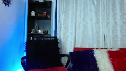 karime lee online show from January 12, 8:57 pm