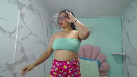 Snapshot of karime_sexygirl chatting on January 20, 11:13 am Karime online show from January 20, 11:13 am
