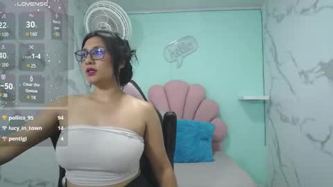 Snapshot of karime_sexygirl chatting on January 28, 5:56 pm Karime online show from January 28, 5:56 pm