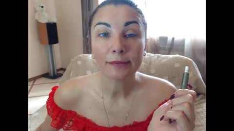 Snapshot of karina8571 chatting on May 31, 8:54 am Karina online show from May 31, 8:54 am
