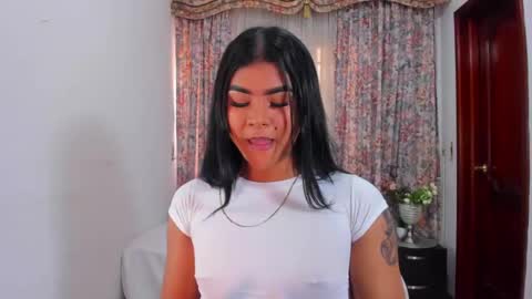 Snapshot of karina_2205 chatting on February 20, 3:08 pm Karina online show from February 20, 3:08 pm