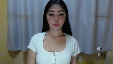 Snapshot of karina_fuckdoll chatting on December 30, 3:46 pm I AM BELLE online show from December 30, 3:46 pm