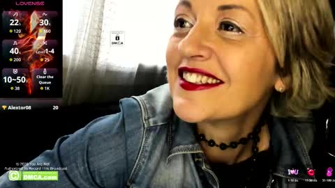 Snapshot of karinabrando chatting on March 9, 11:03 am karinabrando online show from March 9, 11:03 am