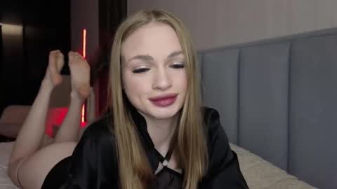 Snapshot of karinchik544 chatting on April 14, 11:27 am karinchik544 online show from April 14, 11:27 am