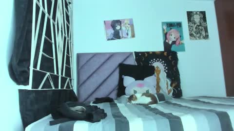 KARINNA  RAVEN online show from February 24, 12:08 am