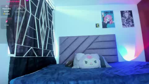 Snapshot of karinna__raven chatting on June 12, 9:14 pm KARINNA RAVEN online show from June 12, 9:14 pm