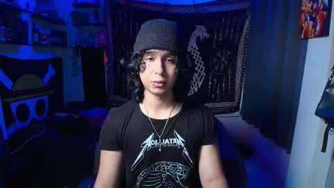 Snapshot of kariozzz chatting on February 11, 7:08 pm call me kai 3 online show from February 11, 7:08 pm