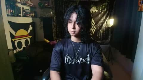 Snapshot of kariozzz chatting on April 26, 11:35 pm call me kai 3 online show from April 26, 11:35 pm