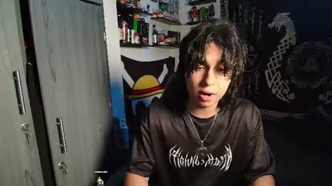 Snapshot of kariozzz chatting on July 25, 8:17 pm call me kai 3 online show from July 25, 8:17 pm
