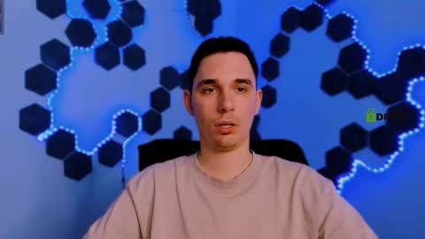 Karl online show from December 15, 11:09 pm