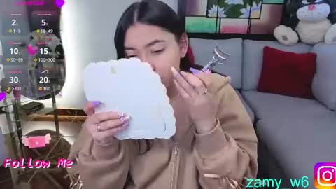 Snapshot of karla_cutee1 chatting on July 10, 7:01 am karla online show from July 10, 7:01 am