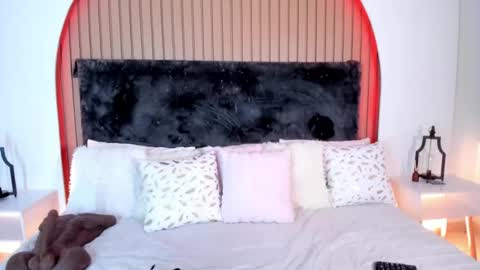 Snapshot of karla_gonzaless chatting on May 22, 6:57 pm Karla Gonzaless online show from May 22, 6:57 pm