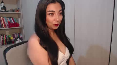 Karla  online show from February 6, 10:40 am