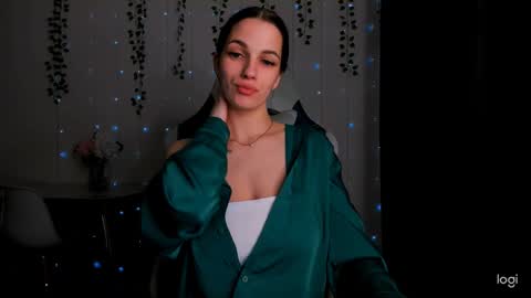 Snapshot of karla_lim chatting on February 15, 3:20 am karla_lim online show from February 15, 3:20 am