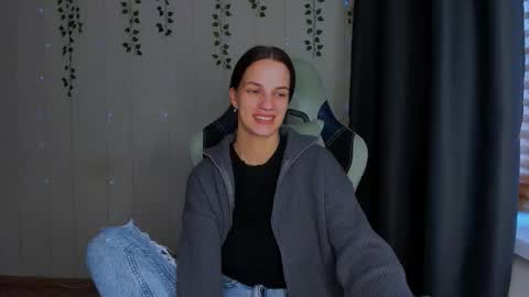 Snapshot of karla_lim chatting on October 15, 10:26 am karla_lim online show from October 15, 10:26 am