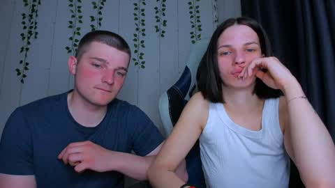 karla_lim online show from May 4, 7:32 pm