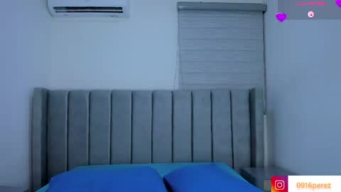 Snapshot of karla_wonderful chatting on June 24, 12:04 pm karolina online show from June 24, 12:04 pm