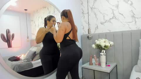 Snapshot of karlla_brown chatting on May 28, 12:24 pm karlla_brown online show from May 28, 12:24 pm