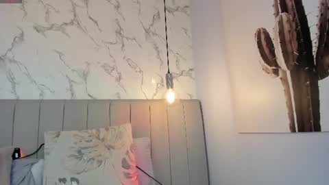 Snapshot of karlla_brown chatting on July 24, 9:57 pm karlla_brown online show from July 24, 9:57 pm