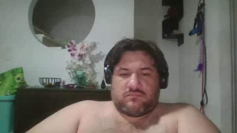 karlmagnus19 online show from April 20, 2:47 am