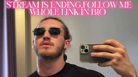 Karlos and Louis online show from March 2, 4:03 am