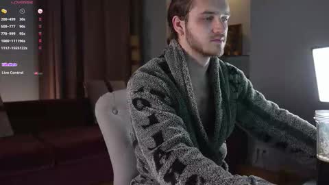 Karlos and Louis online show from March 22, 3:10 am