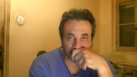 Snapshot of karlpal chatting on December 28, 3:58 am karlpal online show from December 28, 3:58 am