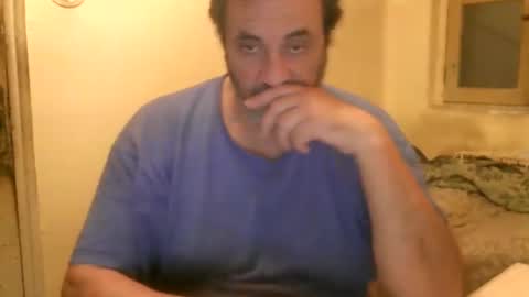 Snapshot of karlpal chatting on January 5, 6:46 am karlpal online show from January 5, 6:46 am