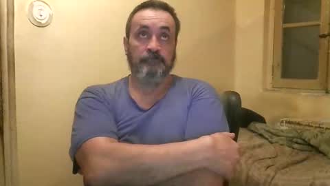 Snapshot of karlpal chatting on February 3, 6:24 am karlpal online show from February 3, 6:24 am