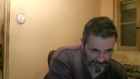 Snapshot of karlpal chatting on February 8, 11:24 pm karlpal online show from February 8, 11:24 pm